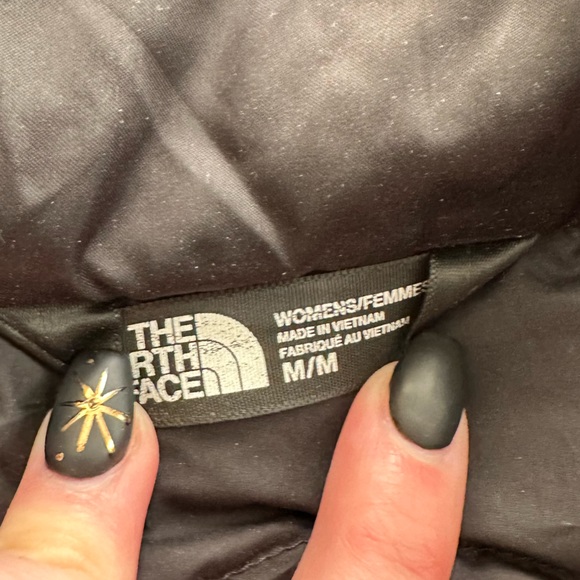 North Face Puffer Coat - Picture 3 of 3